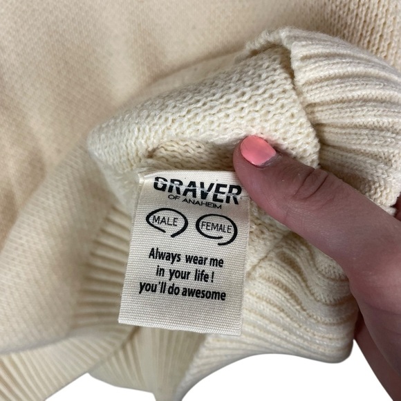 Graver of Anaheim Cream Knit Smiley Face Sweater Unisex One Size - Picture 5 of 7
